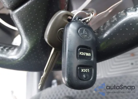 2007 Toyota Corolla S from USA, damaged, VIN 1NXBR32E67Z902322